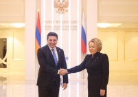 Ալեն Սիմոնյանը հանդիպել է Վալենտինա Մատվիենկոյի հետ