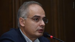 Պահանջում ենք հրապարակել 2019-ին հուլիսին ԱՄՆ-ի, Ֆրանսիայի և ՌԴ-ի ներկայացրած խաղաղության պլանը. Զուրաբյան