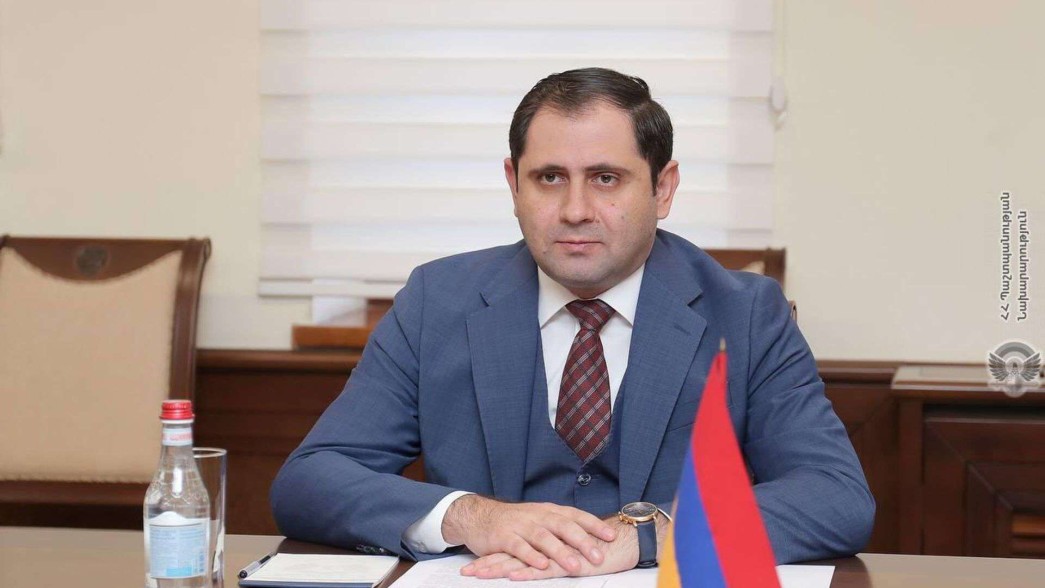 Զինծառայության ժամկետի կրճատումը հանրային մեծ հետաքրքրություն ներկայացնող փոփոխություն է. Սուրեն Պապիկյան