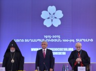 Посмотрите и вспомните: как по случаю 100-летия Геноцида армян триединство Армения-Арцах-Диаспора во главе с Сержем Саргсяном мобилизовало мир (видео)