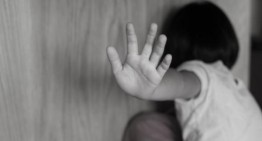 Мачеха обвиняется в попытке убийства годовалого ребенка и причинении сильной физической и психологической боли — Следственный комитет