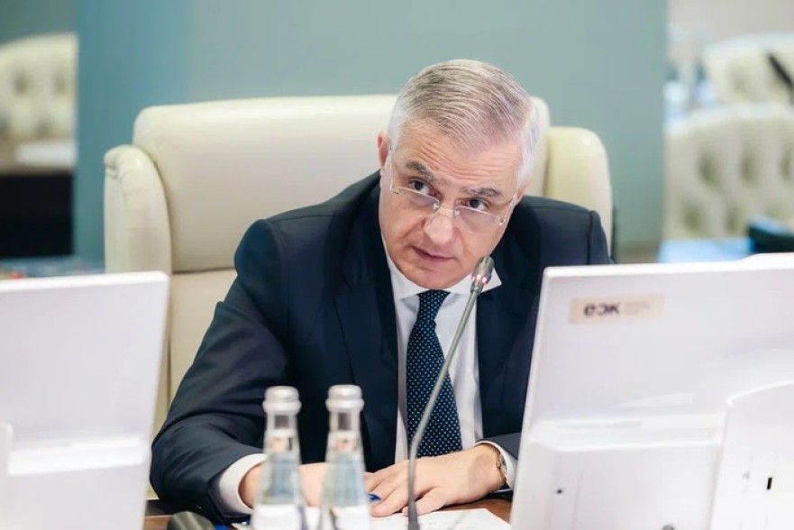 Мгер Григорян отправляется в Москву для участия в заседании Совета ЕЭК