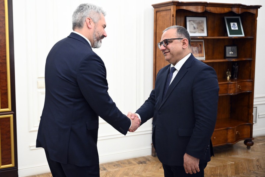 Երևանում քննարկվել են ճանապարհաշինության և ջրային ոլորտի ծրագրեր