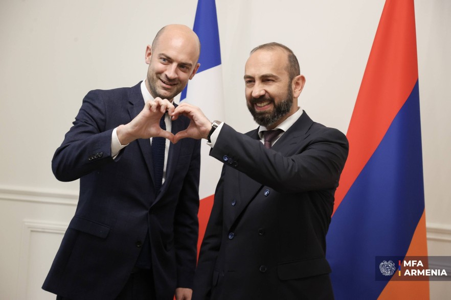 Հայաստանի ու Ֆրանսիայի ԱԳ նախարարները մտքեր են փոխանակել տարածաշրջանային և միջազգային զարգացումների շուրջ