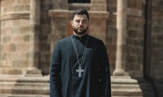 Եթե կորցնենք մեր հավատն ու մշակույթը, կդադարենք լինել հայ. Տեր Մովսես