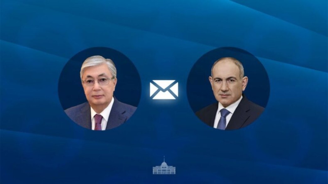 Токаев поздравил Пашиняна с победой на парламентских выборах в Армении