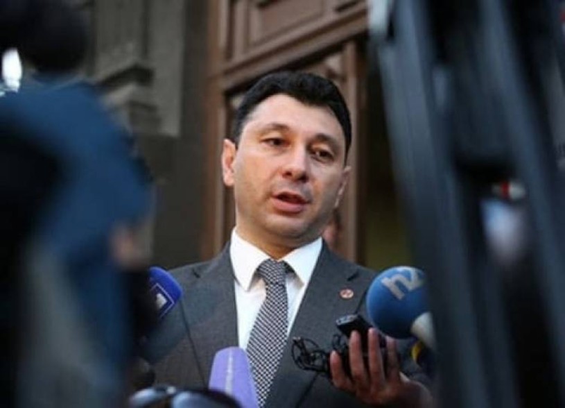 Шармазанов: именно нынешние власти привнесли культуру разжигания ненависти, брани и «искусство плевков» (видео)