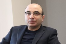 Чужая Нобелевская премия — единственная «гарантия безопасности» Армении: Ваге Ованнисян