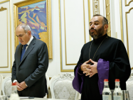 «Руководствуйтесь истиной и элементарной человеческой порядочностью» — священнослужители Масиацотнской епархии — Арману Сарояну
