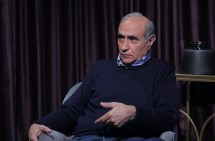 Reducing the length of military service is at least illogical: Military expert