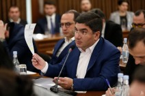«Родственников жены устроят на работу — деньги просто будут растрачены» — Месроп Манукян о проекте «Центр управления дорожным движением Еревана»