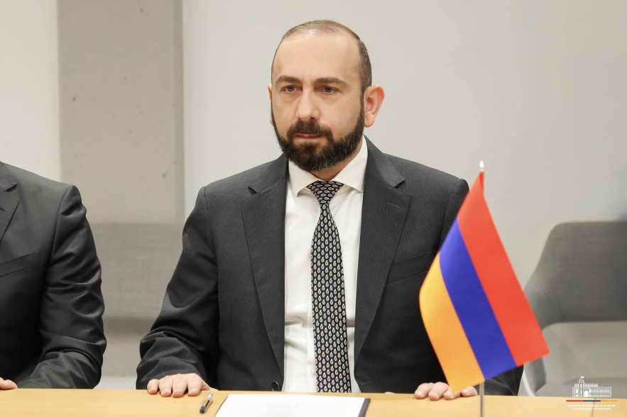 После согласования текста мирного договора, возможно, появится более реалистичный шанс для возвращения пленных — глава МИД Армении