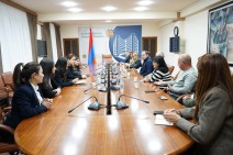 Էկոնոմիկայի փոխնախարարը հանդիպել է ներդրումային ընկերությունների ներկայացուցիչների հետ