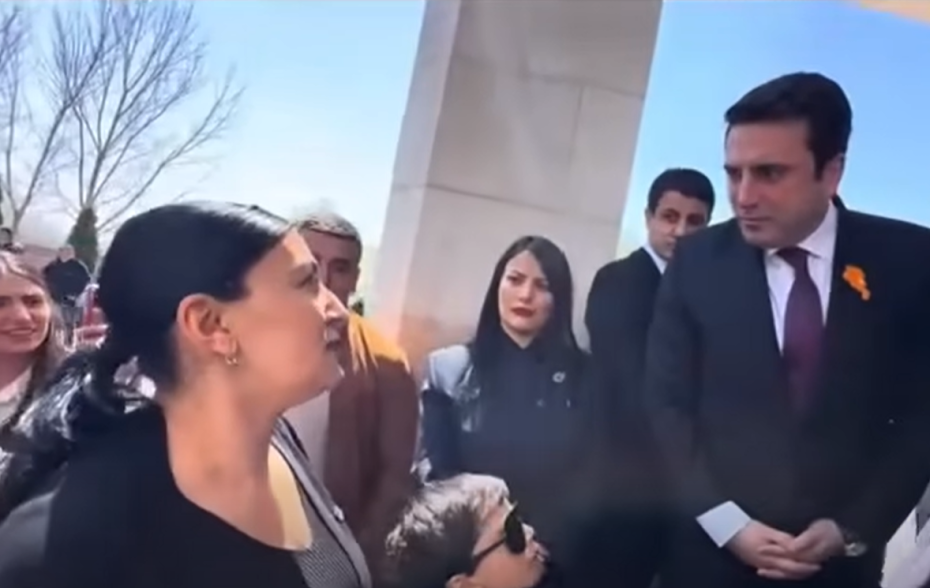 «Այսքան տարվա վարչապետ է, մի օր չի այցելել մեր սրբավայր». Եզդի կինը հետաքրքրվեց՝ ինչու՞ է Նիկոլ Փաշինյանը հենց նախընտրական շրջանում հիշել իրենց (Տեսանյութ)
