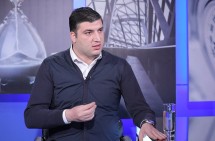 Даниелян представителям правящей партии: «какое вообще значение имеет, что готов подписать Азербайджан, если уже несколько лет он делает всё, что захочет — потому что вы сдаёте, уступаете, отдаёте»