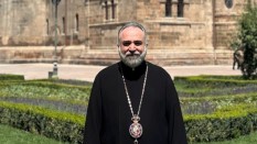 Հայաստանյայց Առաքելական Եկեղեցին ոչ ռուսամետ է, ոչ արևմտամետ, այլ՝ հայամետ ու հայրենամետ