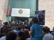 Суд не рассмотрел вопрос об изменении меры пресечения архиепископу Баграту Галстаняну и другим