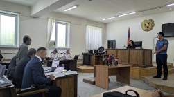«Я — архиепископ Микаел Аджапахян, а не Геворг Аджапахян: прошу обращаться ко мне именно так» — архиепископ Микаел в суде