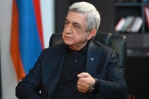 Мы не можем молчаливо соглашаться с пораженческой, губительной и полной утрат политикой властей-капитулянтов — Серж Саргсян