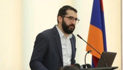 Варужан Гегамян: одна из целей изменения Конституции – выполнить требования Турции и Азербайджана, а другая – немного продлить собственную власть