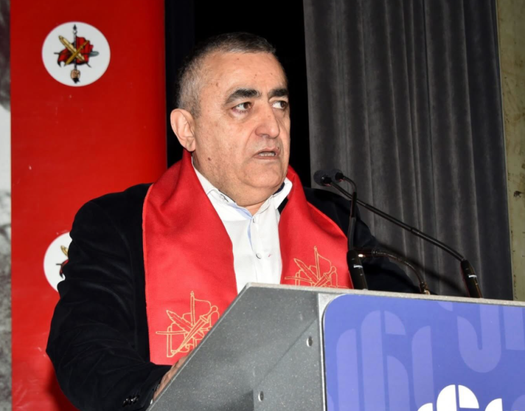 «Այս ընտրությունը որոշում է՝ կամ ունենալու ենք ինքնուրույն պետություն, կամ գնալու ենք թուրքացման ճանապարհով». Արմեն Ռուստամյան