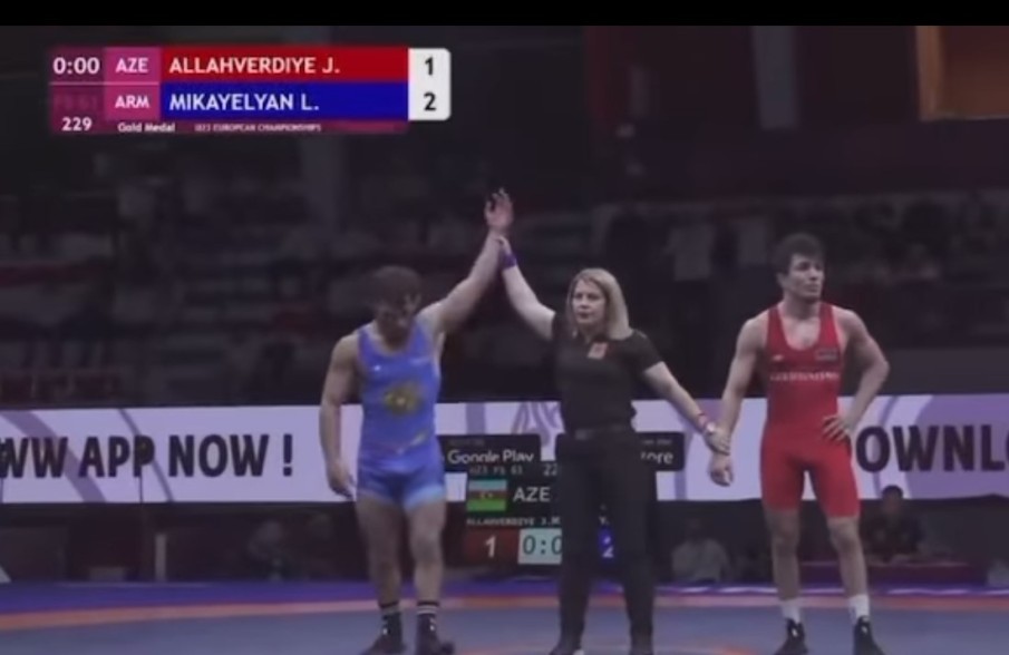 Левик Микаелян стал чемпионом Европы по вольной борьбе, победив в финале азербайджанца (видео)