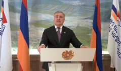 Мы должны победить на выборах, отстранив от власти небольшую группу, разрушающую основы нашей государственности — Самвел Карапетян (видео)