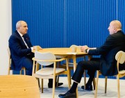 Подчёркнута необходимость продолжения мер по укреплению доверия: подробности встречи Пашинян-Алиев