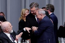 Пашинян провел короткие беседы с зарубежными коллегами
