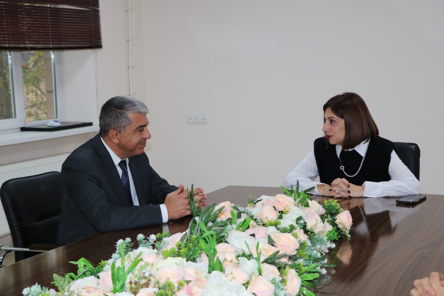 Ավանեսյանը Կախվածությունների բուժման ազգային կենտրոնի թիմին է ներկայացրել տնօրենի ժամանակավոր պաշտոնակատարին