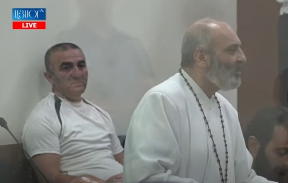 Բագրատ Սրբազանի կալանքը 3 ամսով երկարաձգվեց