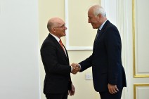 Президент Хачатурян и глава ОДВЗЯИ Роберт Флойд подчеркнули важность глобального сотрудничества в сфере ядерной безопасности