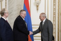 Overchuk says despite Pashinyan’s assurances Russian businesses face risks in Armenia
