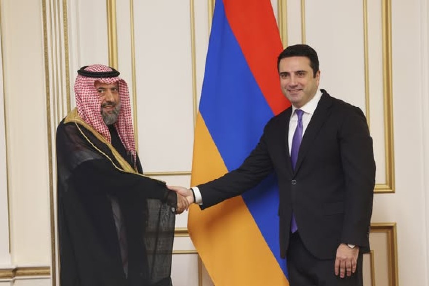 Ален Симонян принял делегацию во главе с руководителем группы дружбы Саудовская Аравия-Армения