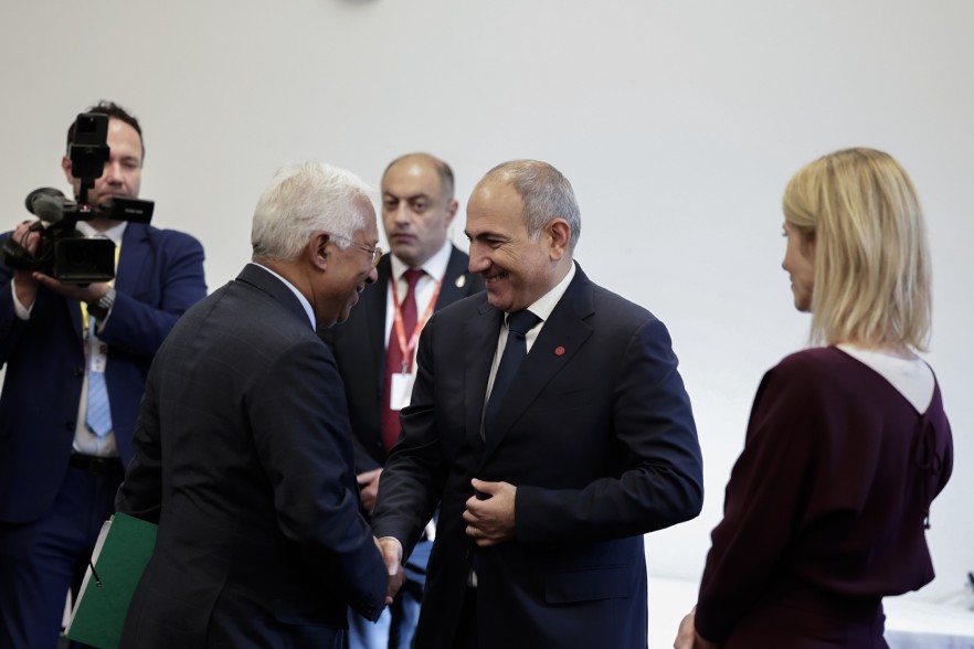 Пашинян поблагодарил Антониу Кошту и Урсулу фон дер Ляйен за поддержку