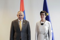 По словам Никола Пашиняна и Марты Косты, в вопросе либерализации визового режима зафиксирован значительный прогресс