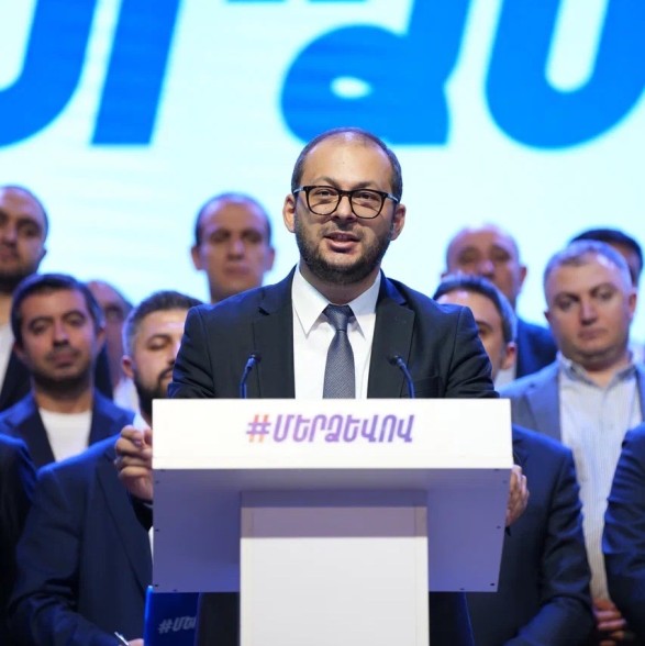 Արսեն Թորոսյան, դուք աշխատատեղե՞ր եք ստեղծել, թե՞ թվեր եք ստեղծել․ «Մեր ձևով» շարժման անդամ Ռուբեն Մխիթարյան (Տեսանյութ)
