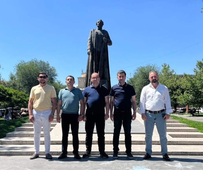 Призываем сохранять политический нейтралитет: «Инициатива пяти правозащитников» обратилась к Следственному комитету