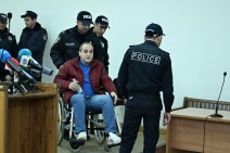 Для человека с проблемами со здоровьем 15 дней голодовки привели к тяжёлым последствиям: Абрамян