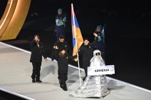 Մեկնարկել են 25-րդ ձմեռային Օլիմպիական խաղերը. Հայաստանի դրոշակակիրը Կարինա Ակոպովա - Նիկիտա Ռախմանին գեղասահքի սպորտային զույգն էր