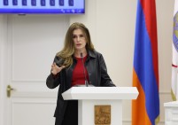 Водитель — не контролёр, это уже похоже на «беспредел» — Изабелла Абгарян о новом требовании мэрии