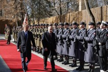 Никол Пашинян и Дональд Туск обсудили ряд вопросов развития многоотраслевого сотрудничества между Арменией и Польшей