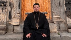 Отец Хетум: второй день Великого поста задает нам тихий вопрос: верю ли я, что могу измениться, или я уже осудил себя своим прошлым?
