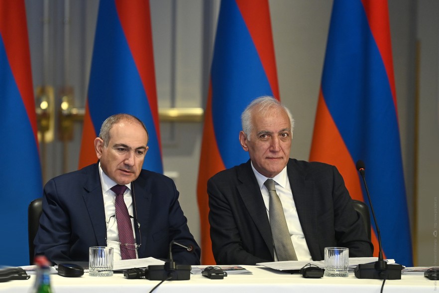Նախագահի պաշտոնում Ձեր հատկանիշները դրսևորվում են նորովի. Նիկոլ Փաշինյանը՝ Վահագն Խաչատուրյանին