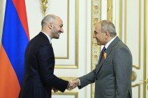 Пашинян и Хаддад обсудили повестку дня Армения-ЕС и региональные события