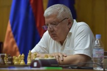Ռաֆայել Վահանյանը հաղթել է «Aeroflot Open Legends» վետերան շախմատիստների մրցաշարում