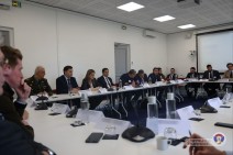 Сурен Папикян встретился с представителями французских оборонных компаний