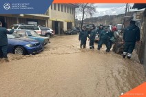 В Капане река не вышла из берегов — из-за дождей разрушена селезадерживающая плотина