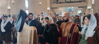 Обряд благословения женщин, ожидающих ребенка в кафедральном соборе Святого Григория Просветителя — фоторепортаж