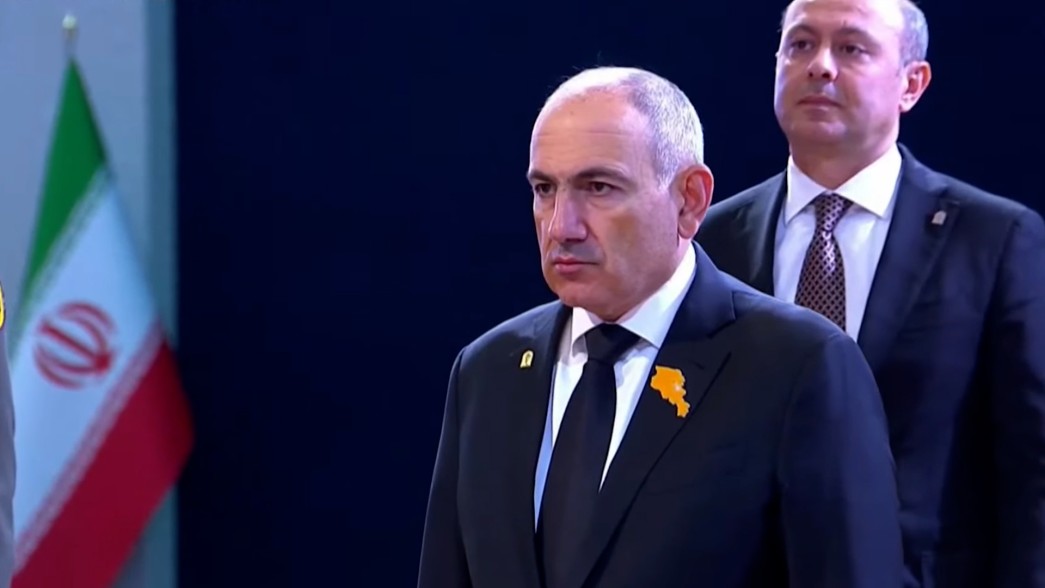 Pashinyan attends official farewell ceremony for Ali Khamenei, signs Condolence Book (Video)